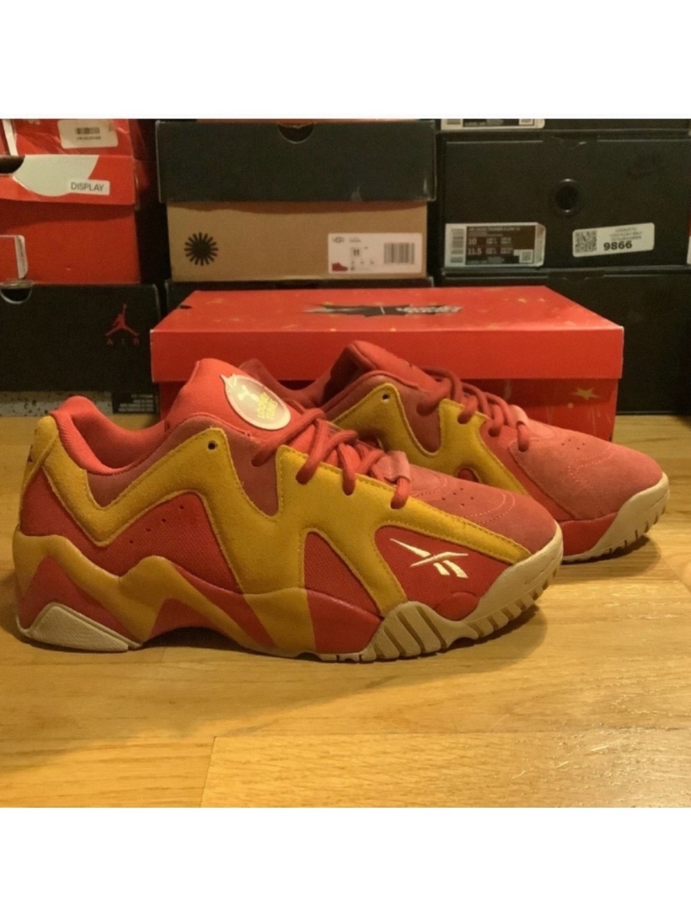 Reebok x Looney Tunes Hurrikaze 2 Low Wile E. Coyote Size 9M / GW4299
